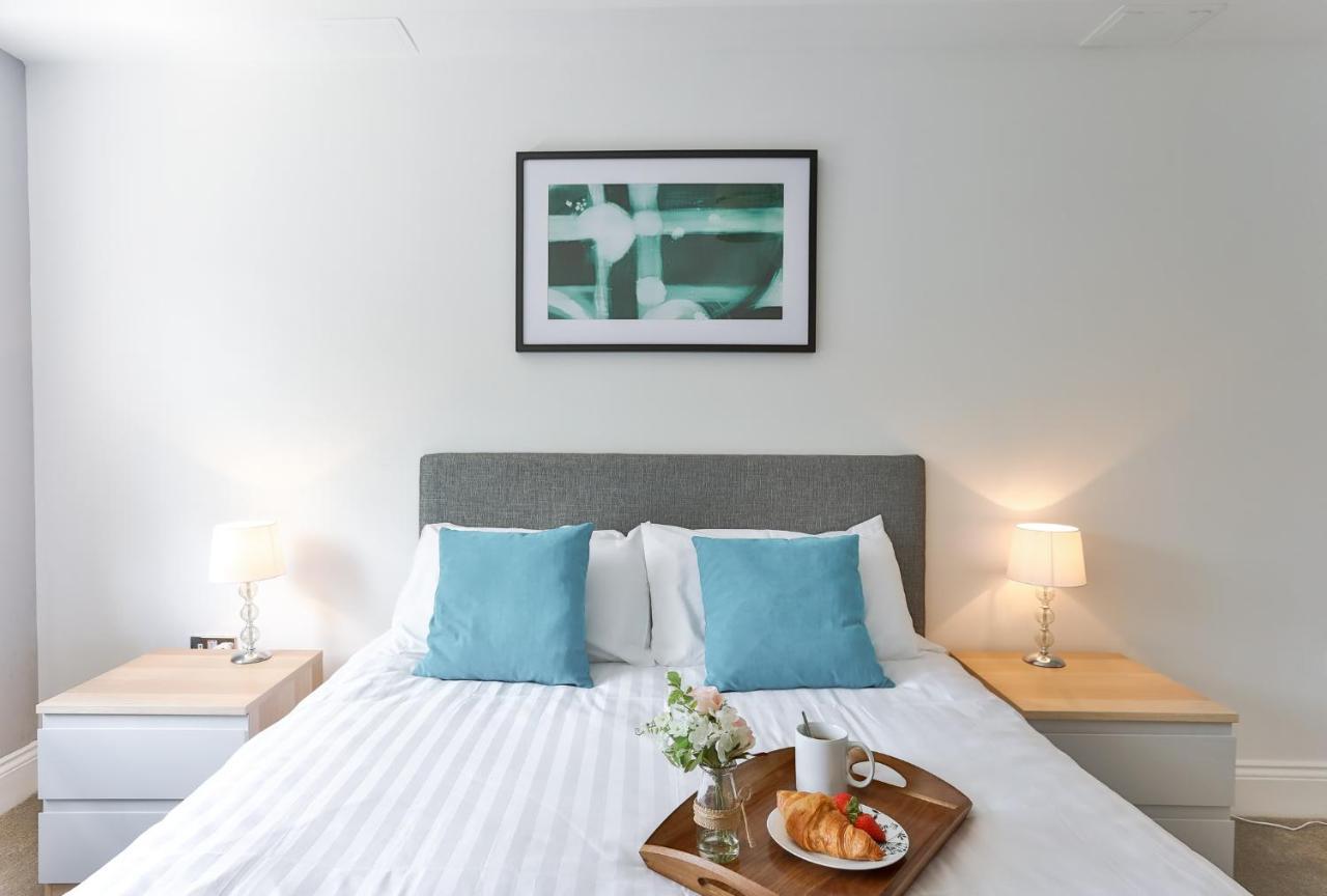 Kvm - Jubilee Mansions Apartment By Kvm Stays Peterborough Buitenkant foto